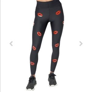Ultracor make out leggings